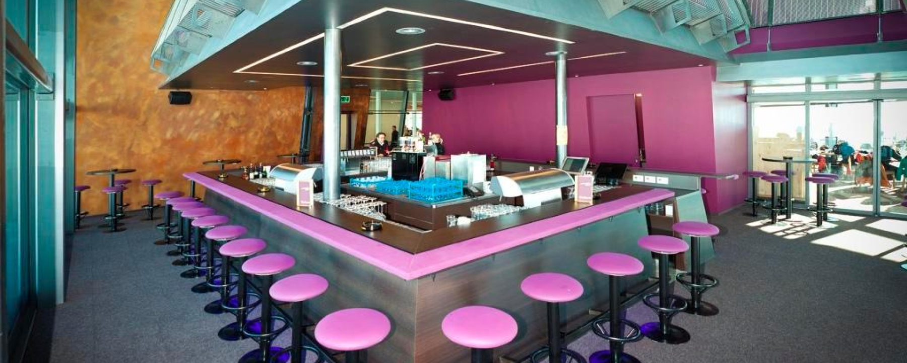 Die Bar im Panorama Restaurant Sattel, Samnaun