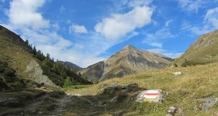 Blick vom Val Chöglias zum Piz Chöglias