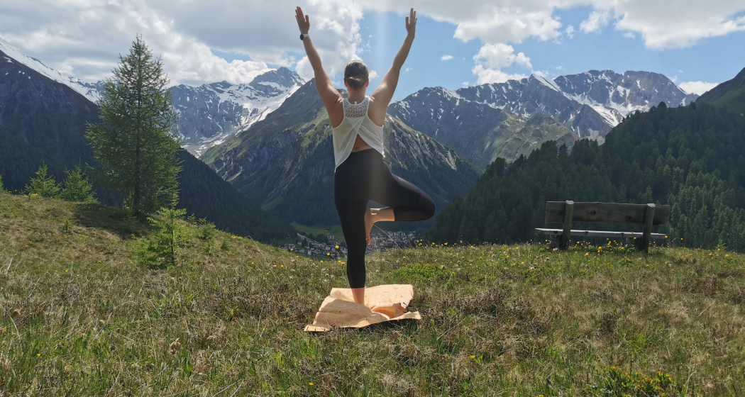 Donnerstag | Mit Outdoor-Yoga in den Tag starten (gdl_810859757_image) Donnerstag | Mit Outdoor-Yoga in den Tag starten (gdl_810859757_image)