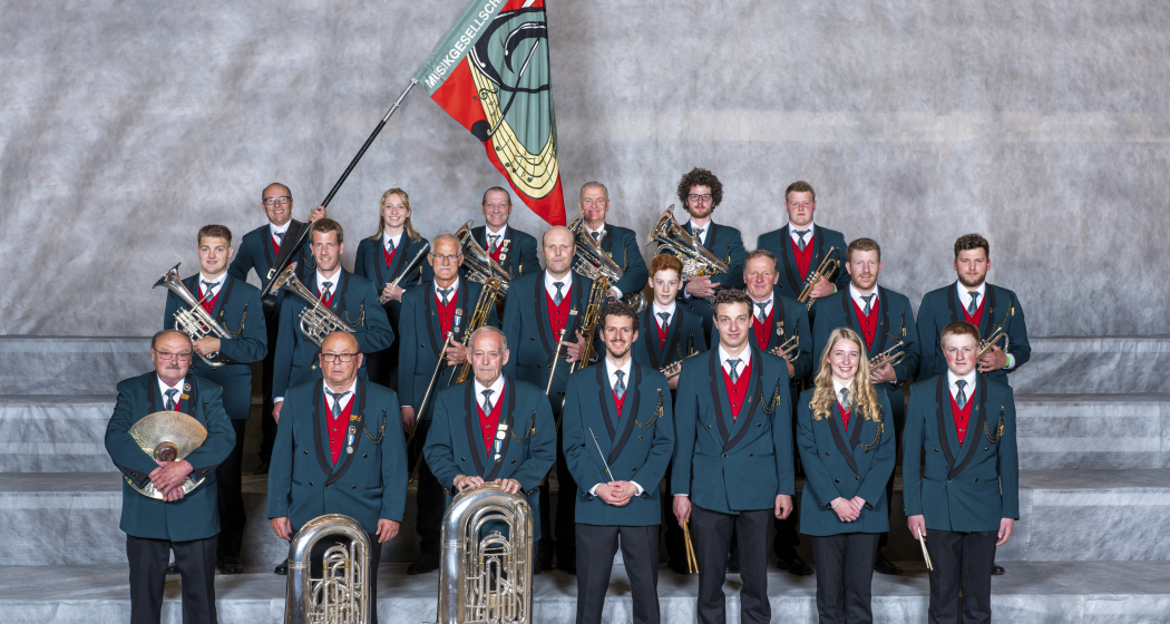 32. Berg-Gottesdienst anschl. Frühschoppenkonzert der Musikgesellschaft Samnaun (gdl_882563278_image) 32. Berg-Gottesdienst anschl. Frühschoppenkonzert der Musikgesellschaft Samnaun (gdl_882563278_image)