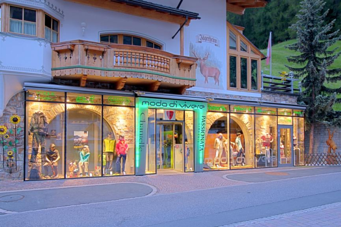 Boutique Moda di Vivere (oua_23881829_image)