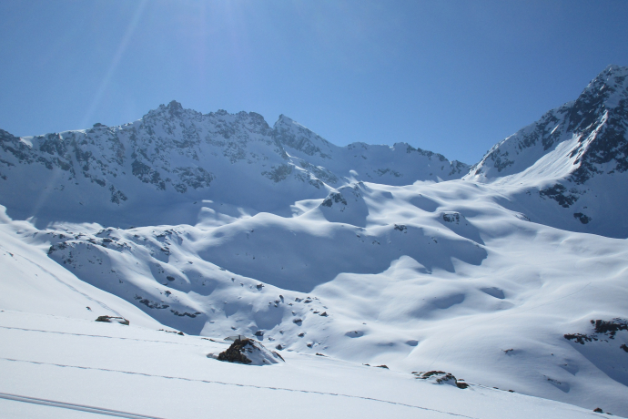 Via the Visnitzalpe and Vesulscharte into the Velill Valley