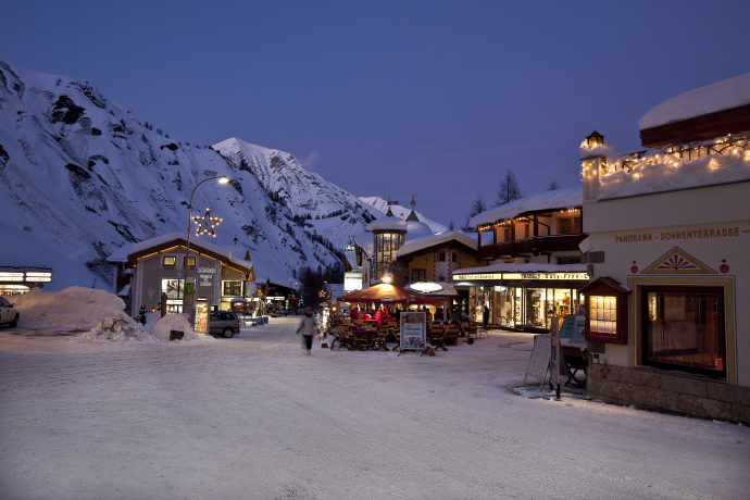 Advent market Samnaun (gdl_729179676_image)