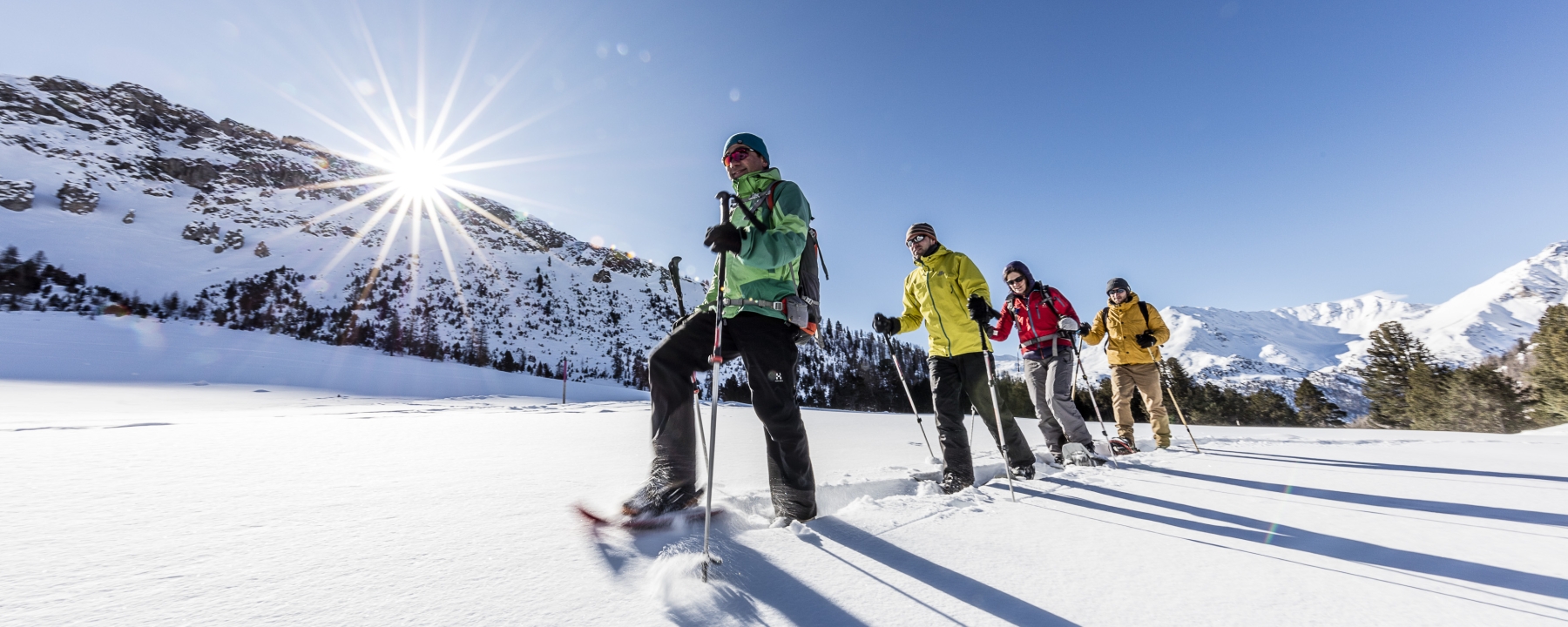 Schneeschuhlaufen in der Ferienregion Engadin Samnaun Val Müstair.