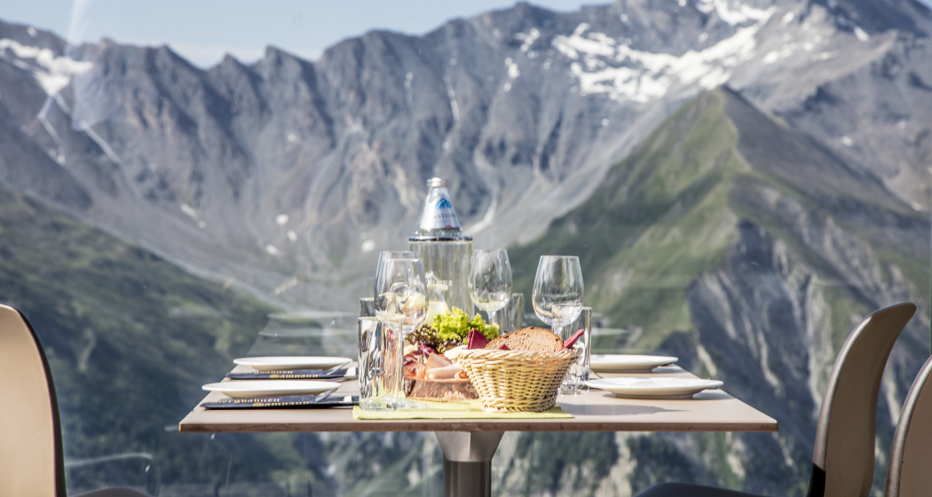 Samnauner Gipfelgenuss Panorama Restaurant Sattel Kulinarik Gastronomie Spitzenköche Tickets und Preise