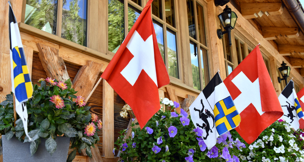 1. August in Samnaun mit Jodelchörli Traditionen Oldtimer Traktoren