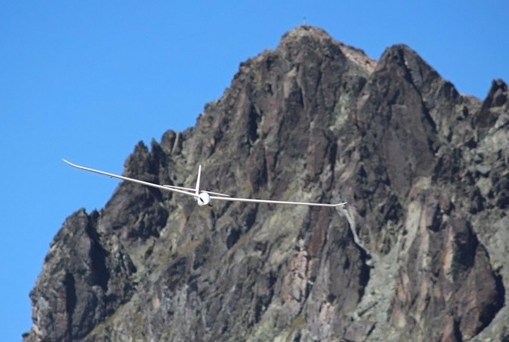 Hangsegeln & Modellfliegen in Samnaun, Schweiz.
