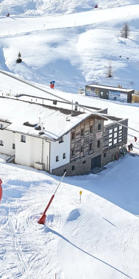 Neue Lifte und Twinliner in SamnaunIschgl Höllbodenbahn C1 und Sassgalunbahn C3 sind neu, 2026 folgen Höllkarbahn C2 und Twinliner-Modernisierung.