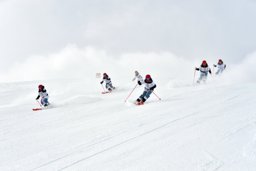 formation_girlies_samnaun