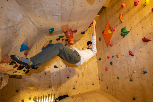 Janick Jenal_Bouldern Janick Jenal_Bouldern