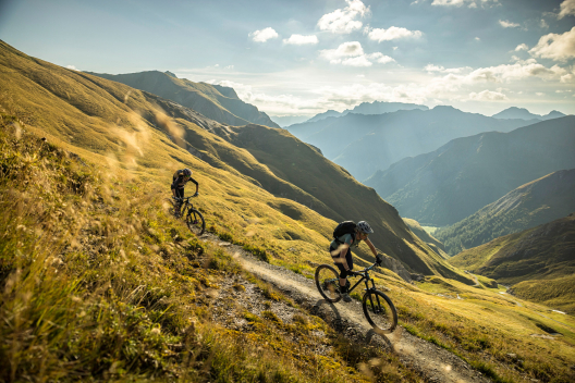 Biken in Samnaun