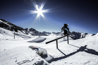 Gleichgewicht testen in Snowpark Ischgl
