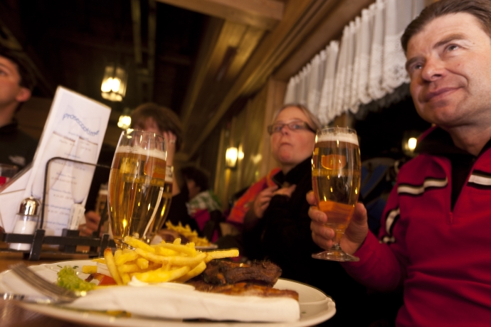 Schnitzel mit Pommes