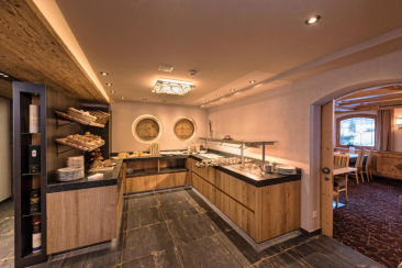 Frühstücksbuffet Hotel des Alpes